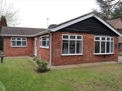 3 Bed Bungalow, Priory Close, NR31