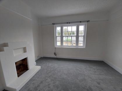 2 Bed Flat, Castle Street, HP13