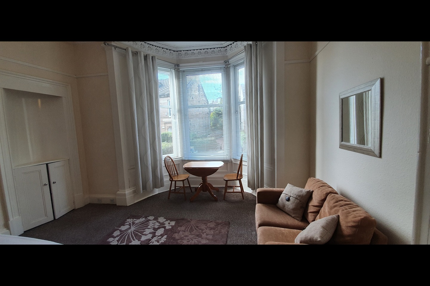 Glasgow Studio Flat, Cathkin Road, G42 To Rent Now for £750.00 p/m