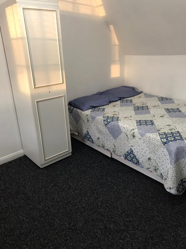 Hounslow Studio Flat, Hounslow, TW3 To Rent Now for £875.00 p/m