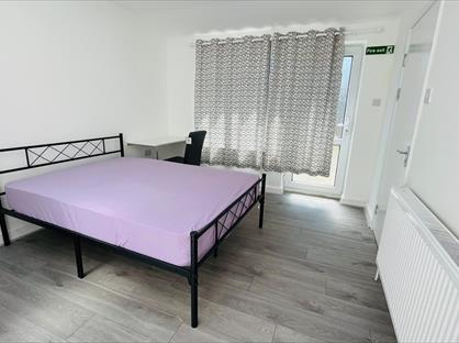 Room in a Shared House, Slough, SL1