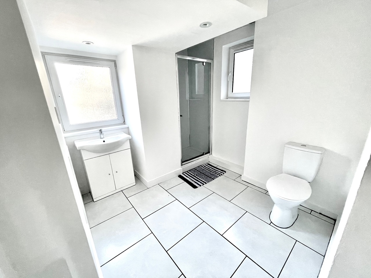 Aberdeen 3 Bed Flat, Elmbank Terrace, AB24 To Rent Now for £1,275.