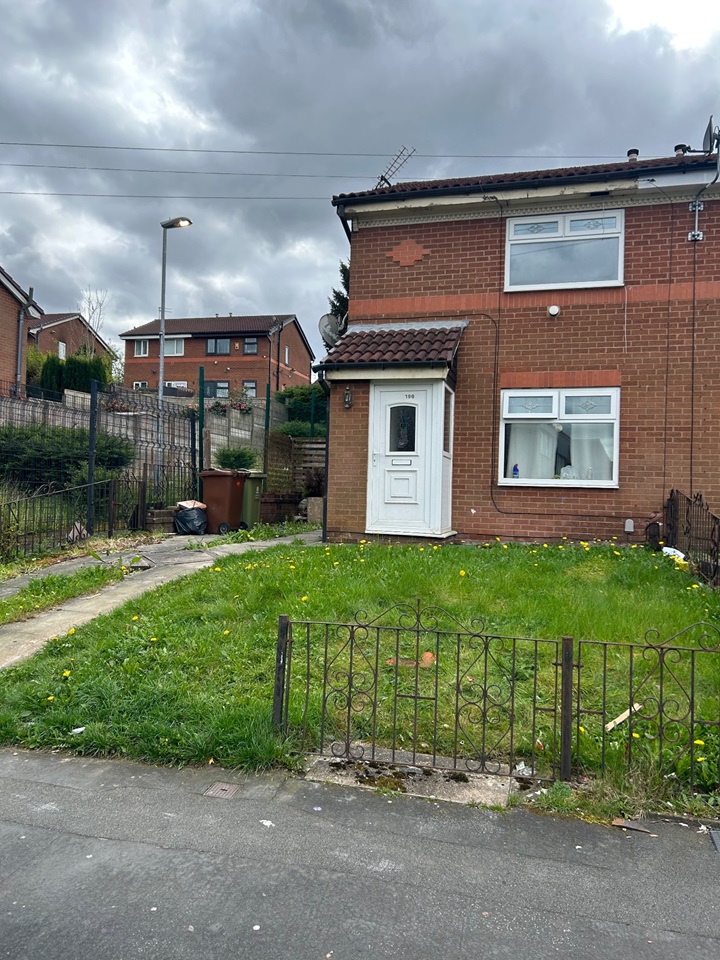 Oldham 2 Bed SemiDetached House, Lee Street, OL8 To Rent Now for £