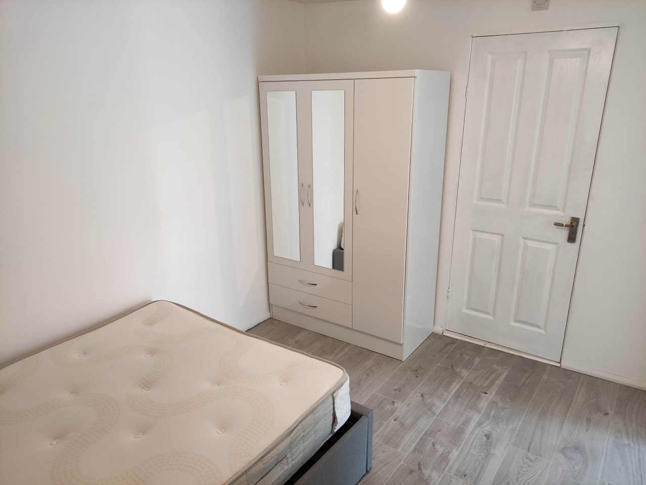 Luton 1 Bed Flat, Grosvenor Road, LU3 To Rent Now for £900.00 p/m