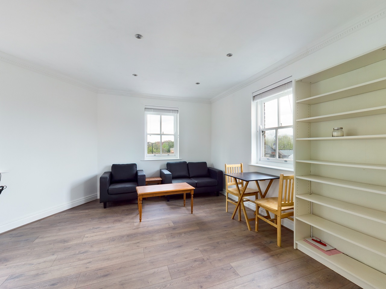 London 2 Bed Flat, Stepney Green, E1 To Rent Now for £2,050.00 p/m