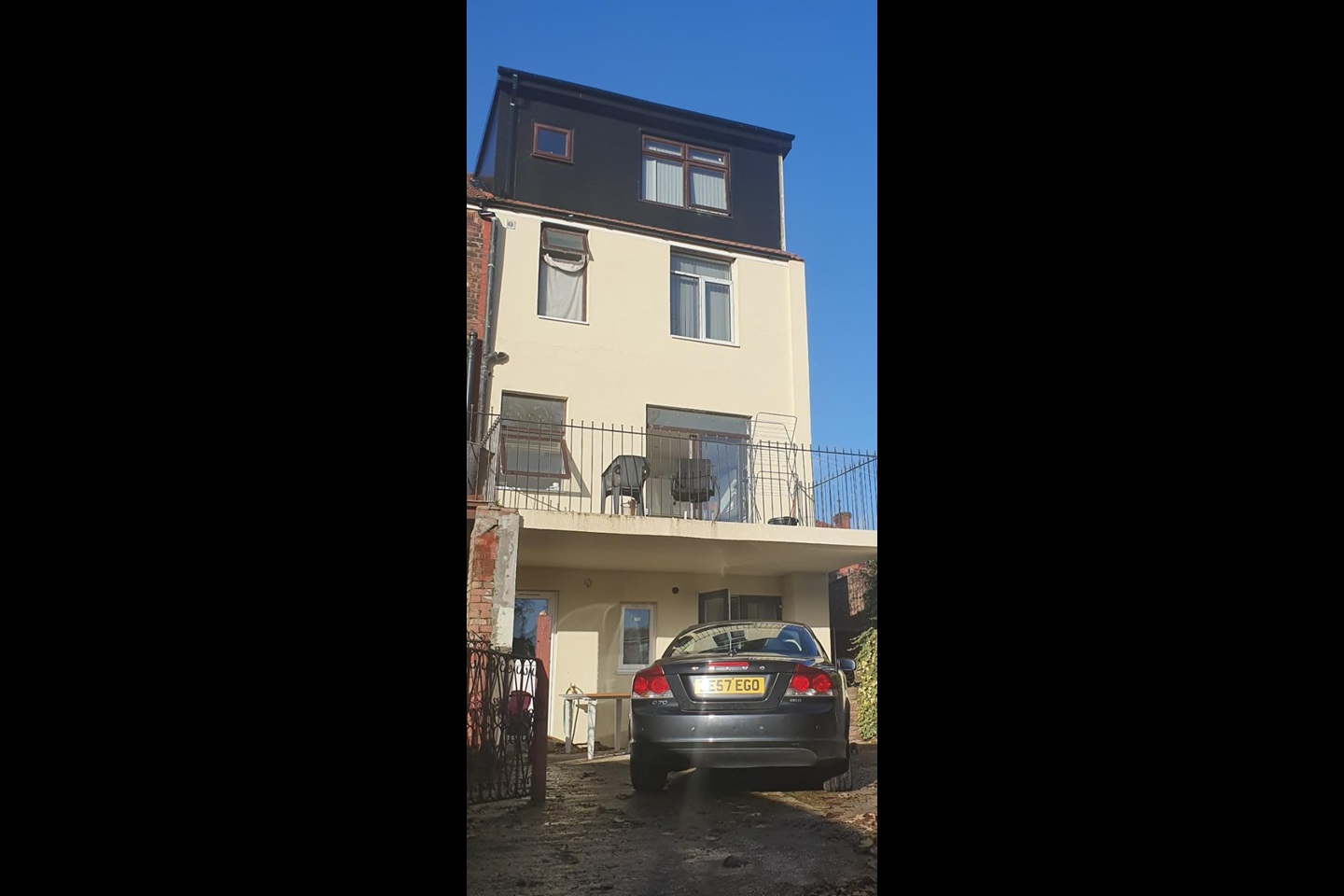 Room in a Shared House, Circular Road, M25