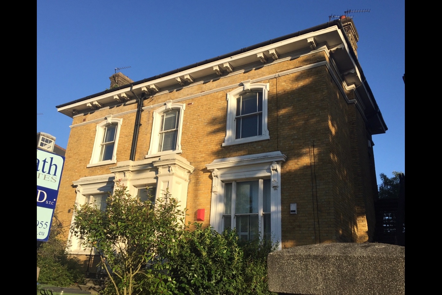 London 2 Bed Flat, Shooters Hill Road, SE3 To Rent Now for £2,200.