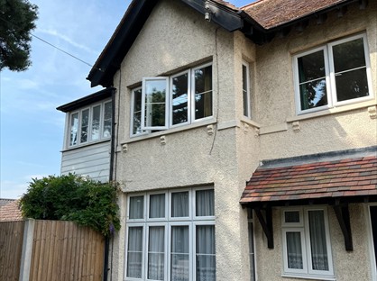 2 Bed Flat, Burfield Road, SL4