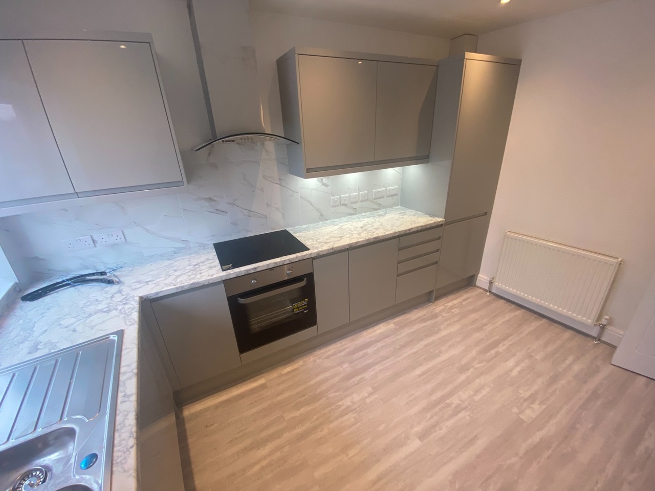 Carshalton Beeches 1 Bed Flat, Carshalton Road, SM5 To Rent Now for