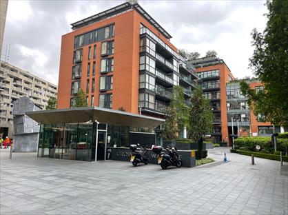 Studio Flat, Cubitt Building, SW1W