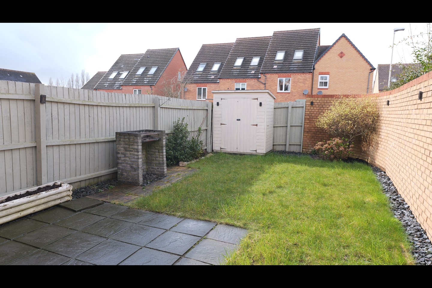 Dudley 3 Bed SemiDetached House, Wellspring Gardens, DY2 To Rent
