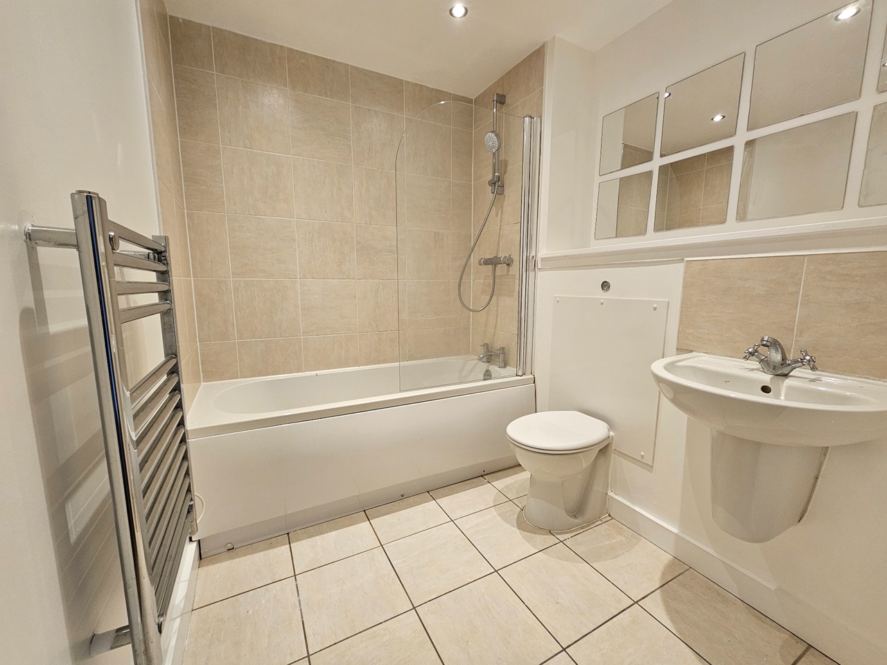 Liverpool 2 Bed Flat, Pall Mall, L3 To Rent Now for £900.00 p/m