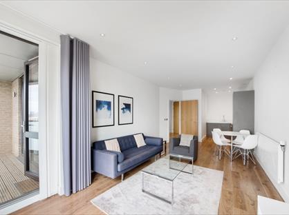 1 Bed Flat, Lighterman Point, E14