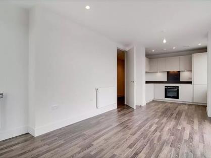 1 Bed Flat, Moulding Lane, SE14
