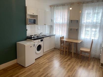 Studio Flat, New Broadway, W5