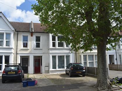 2 Bed Flat, Anerley Road, SS0