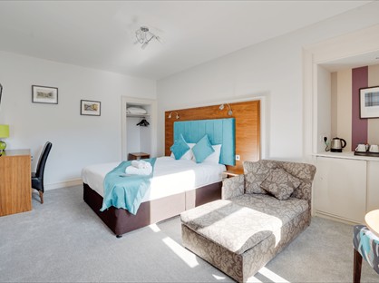 9 Bed Mobile Home, High Street, TD7