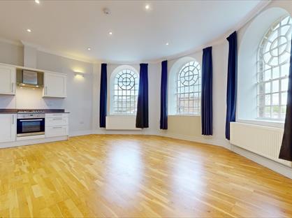 2 Bed Flat, Clerkenwell House, UB2