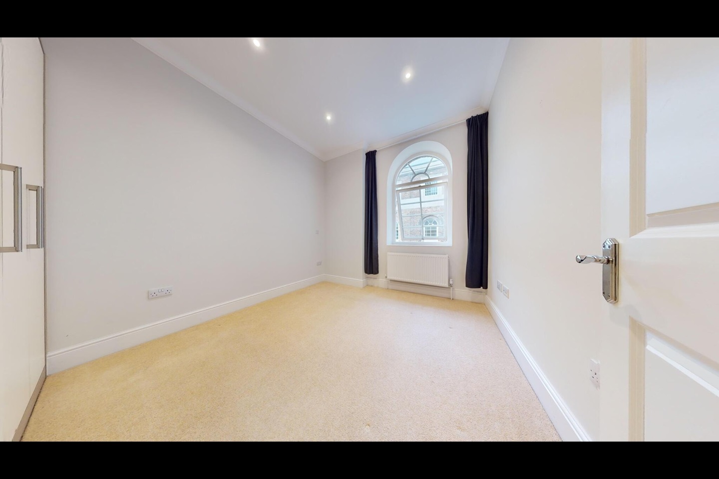 Southall 2 Bed Flat, Clerkenwell House, UB2 To Rent Now for £1,825.