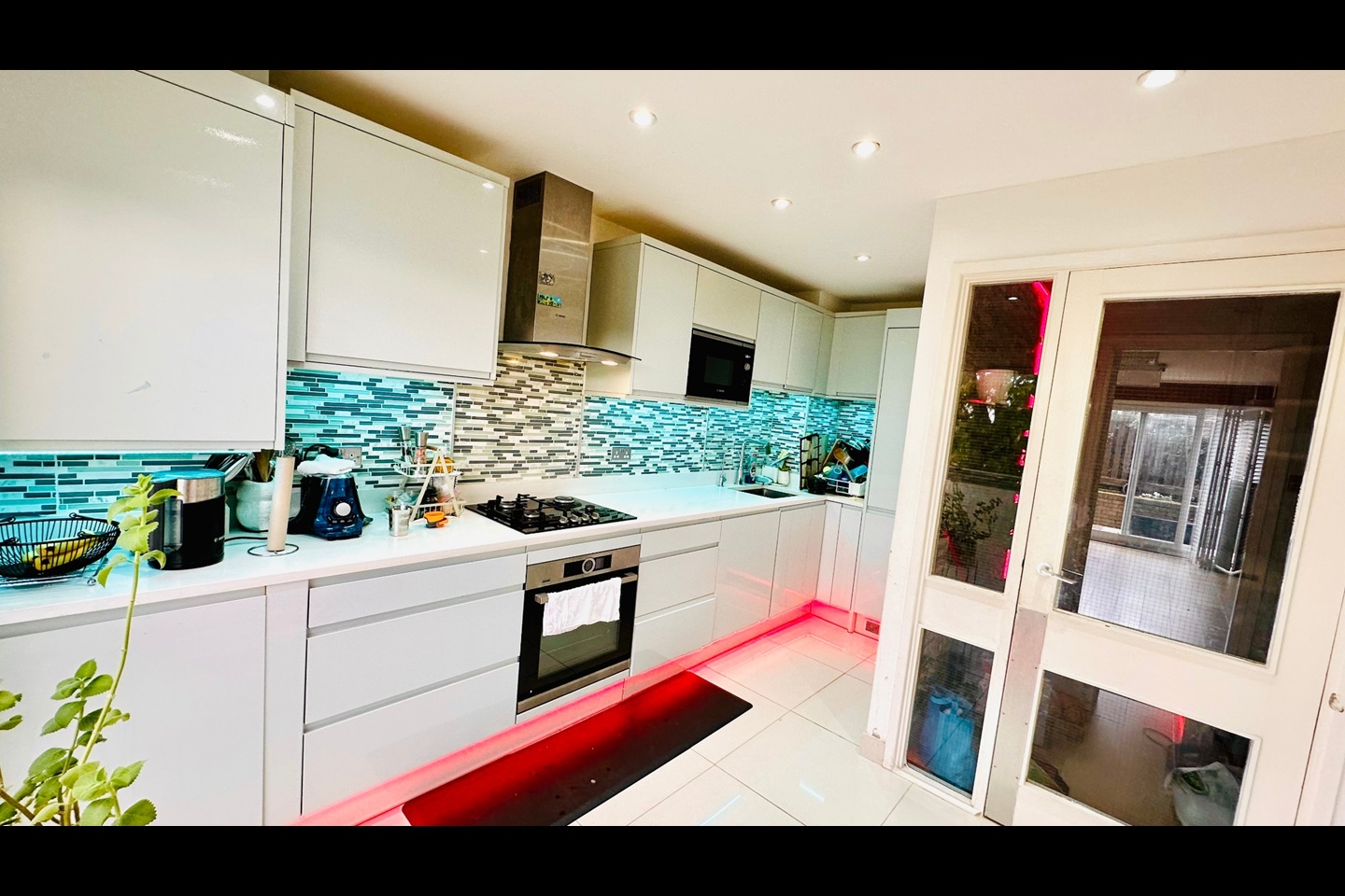 Croydon 3 Bed Terraced House, Bardsley Close, CR0 To Rent Now for £