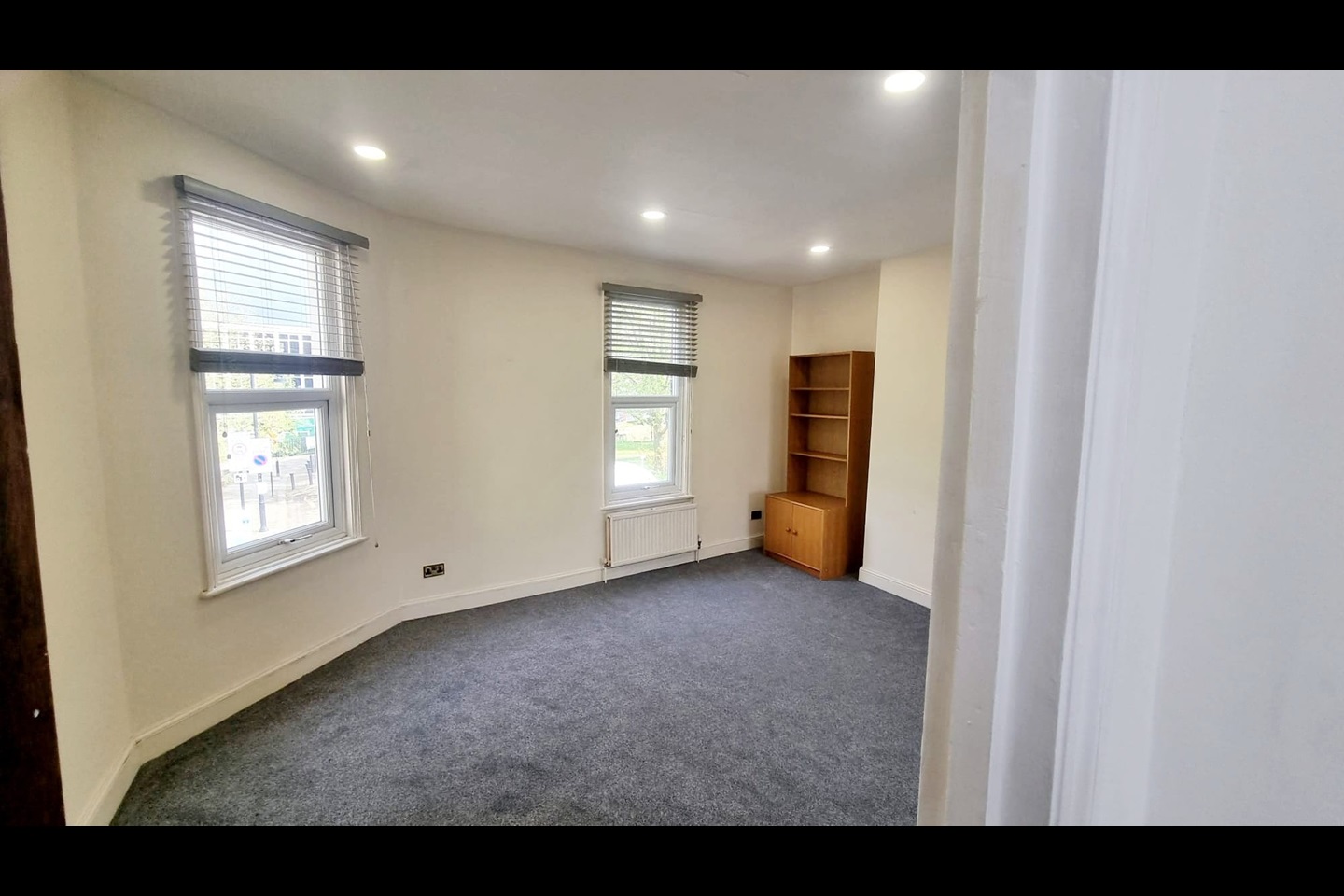London 2 Bed Flat, Hornsey, N8 To Rent Now for £1,800.00 p/m