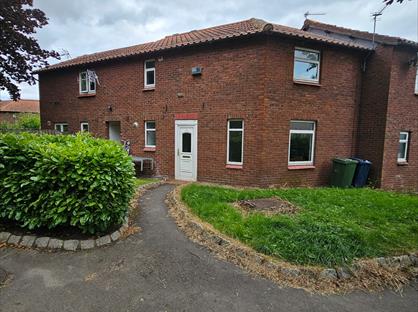 3 Bed Terraced House, Caradoc Close, NE38