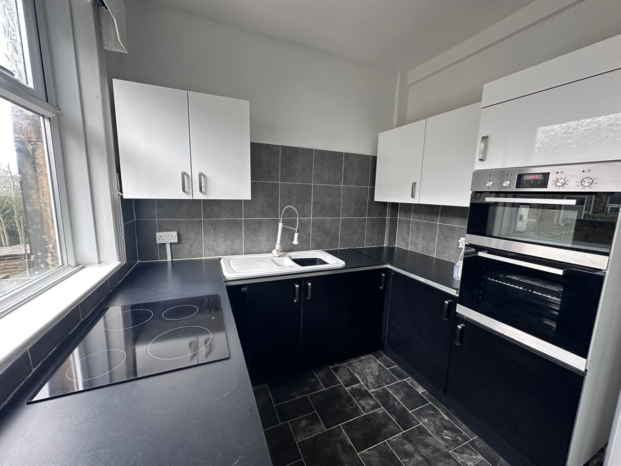 Bradford 3 Bed Terraced House, Westminster Terrace, BD3 To Rent Now