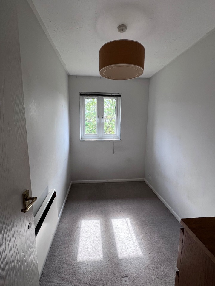 London 2 Bed Flat, Barnfield Close, SW17 To Rent Now for £1,700.00 p/m