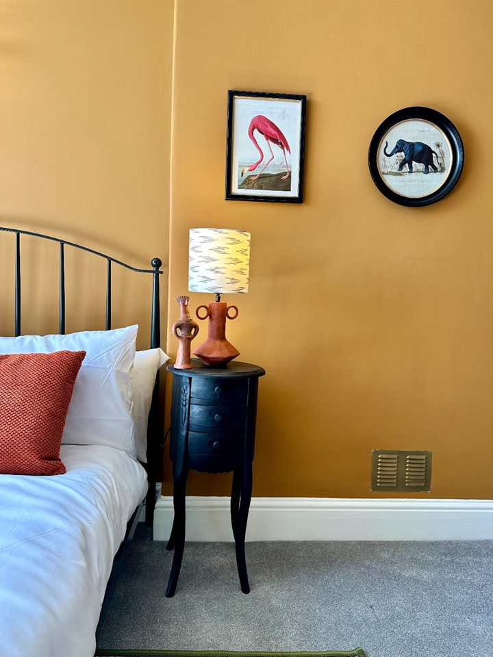 Additional image 3 of 2 Bed Flat, Royal York Crescent, BS8, N1 7GU