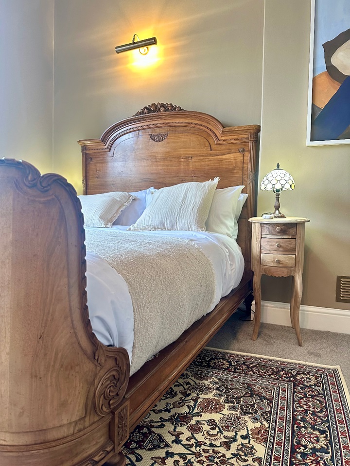 Additional image 10 of 2 Bed Flat, Royal York Crescent, BS8, N1 7GU