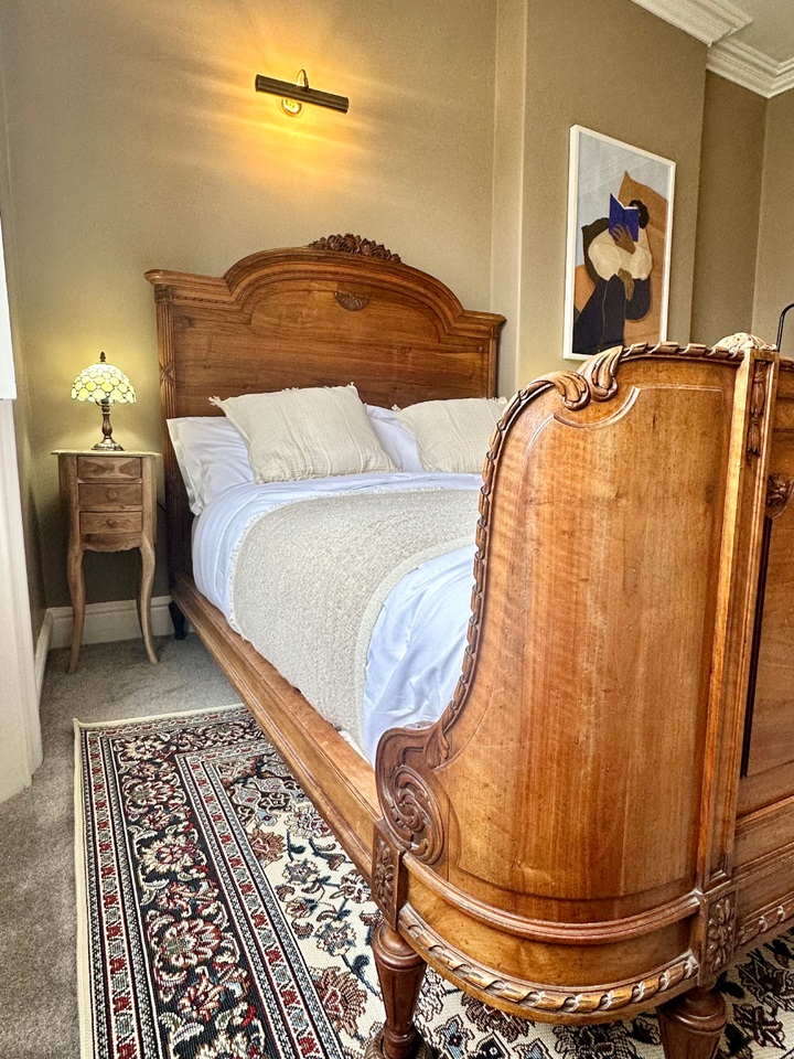 Additional image 11 of 2 Bed Flat, Royal York Crescent, BS8, N1 7GU