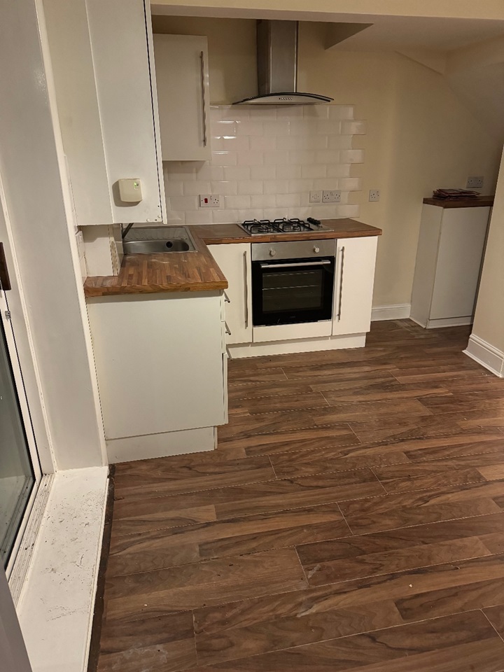 Leeds 2 Bed Terraced House, Waveney Road, LS12 To Rent Now for £800