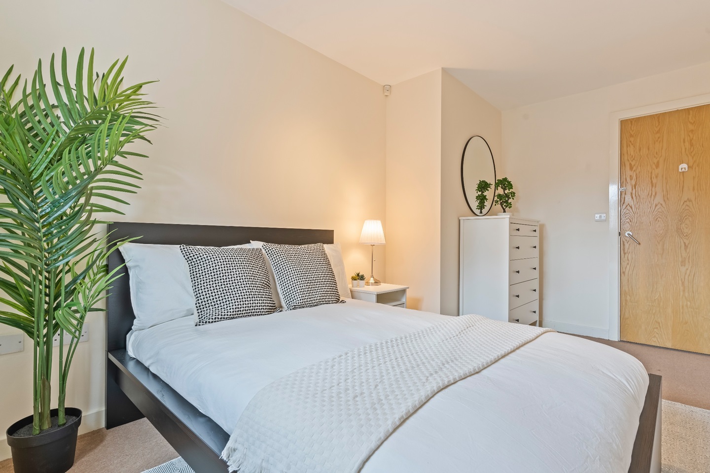 Coventry 2 Bed Flat, Beauchamp House, CV1 To Rent Now for £2,350.00 p/m