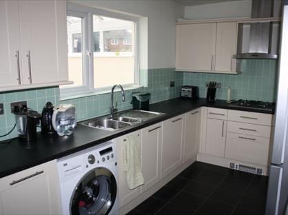 3 Bed End Terrace, Garron Lane, RM15