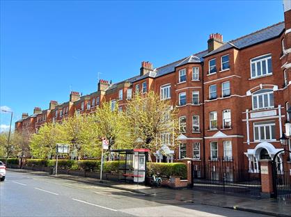 2 Bed Flat, Fulham Road, SW6