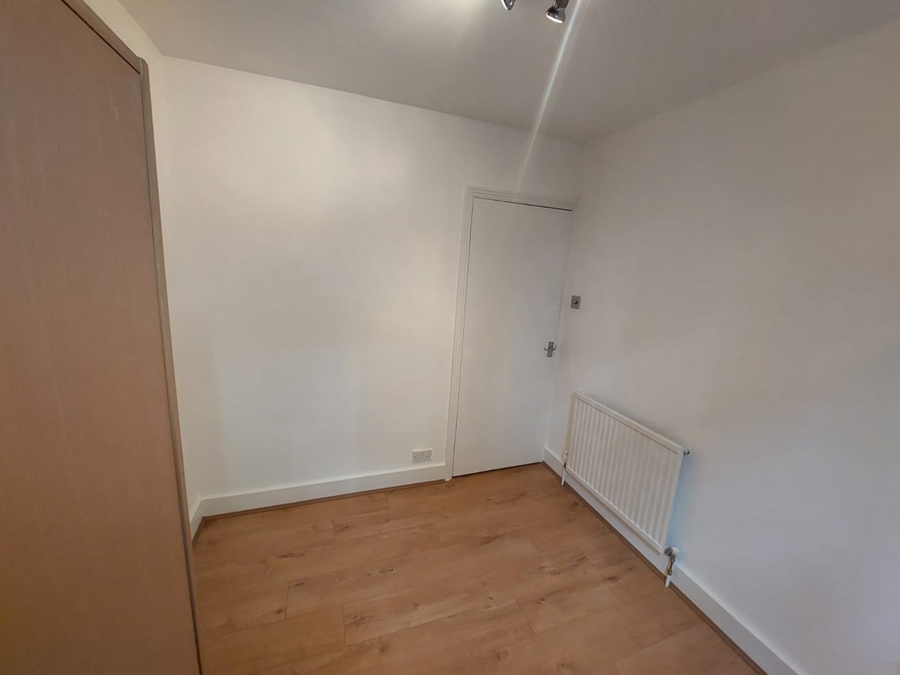 London 2 Bed Queen Mary Road, SE19 To Rent Now for £