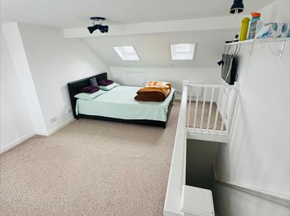 4 Bed Terraced House, Bedford Road, RM17