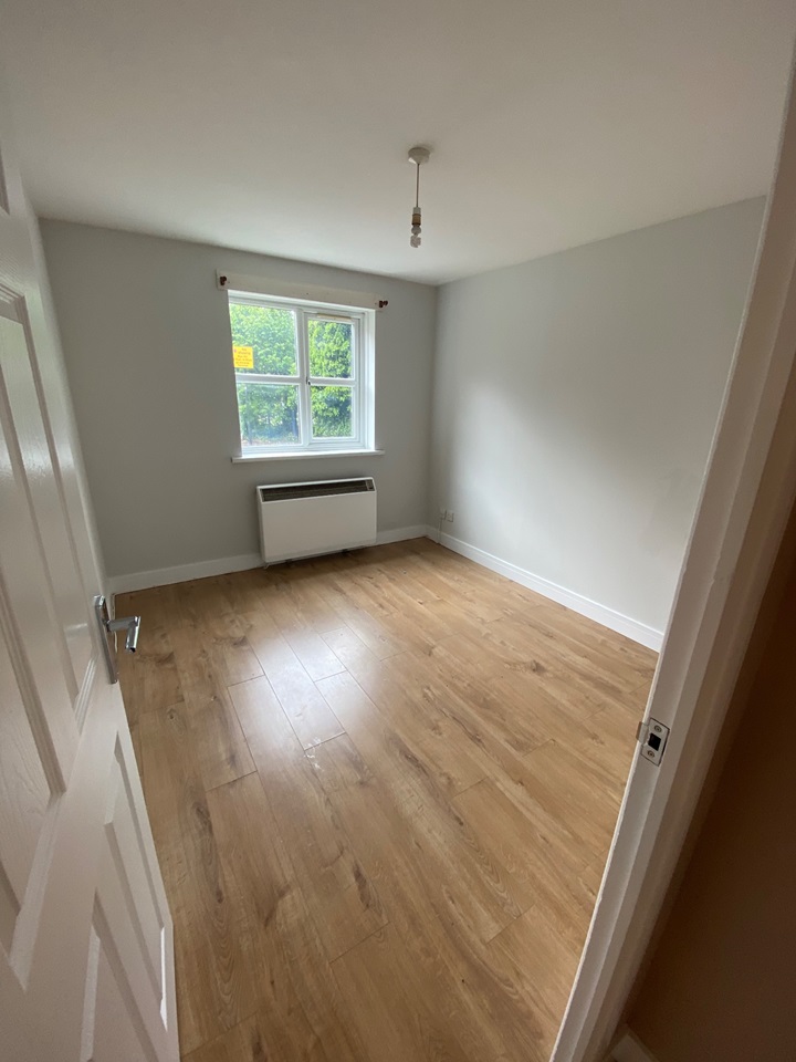 Feltham 2 Bed Flat, Redford Close, TW13 To Rent Now for £1,450.00 p/m