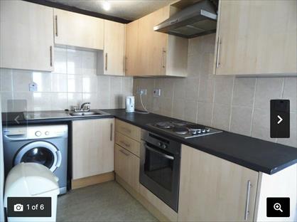 2 Bed Flat, Stock St, PA2