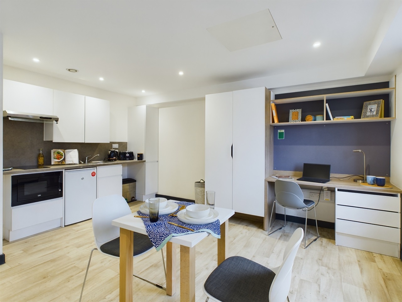 Coventry Room in a Shared House, Stoney Stanton Road, CV1 To Rent Now for £473.00 p/m