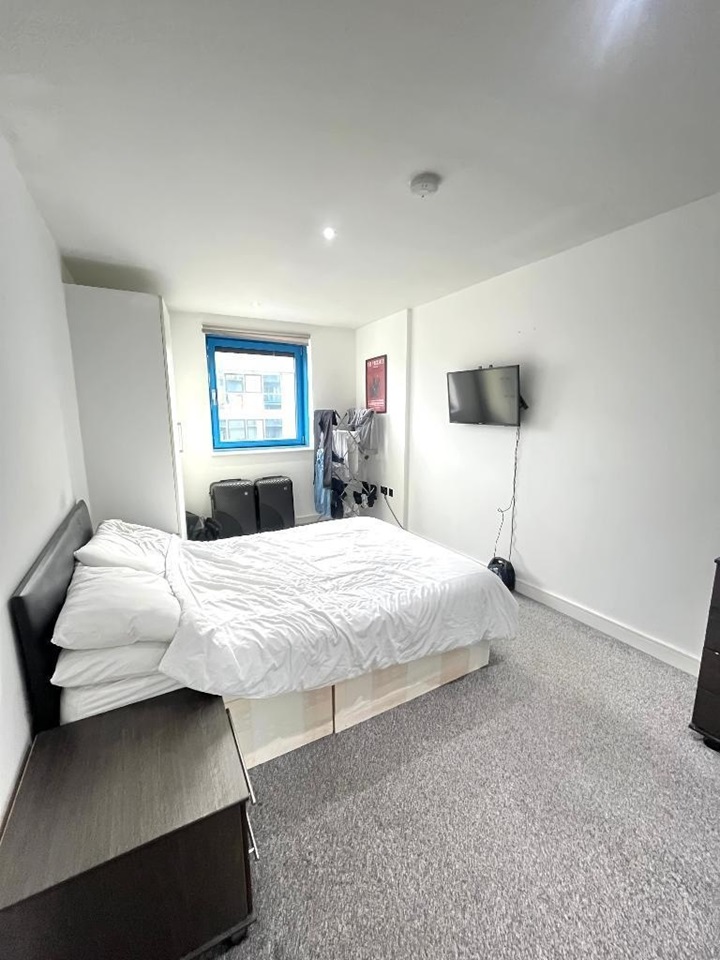 London 3 Bed Flat, Westgate Apartments, E16 To Rent Now for £2,816.