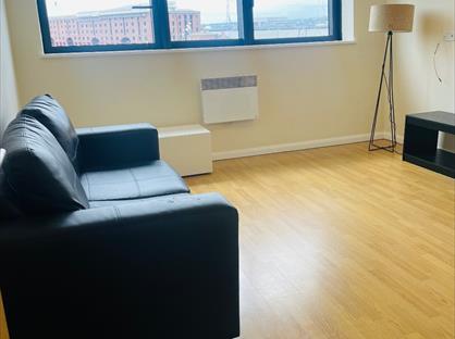 1 Bed Flat, Mann Island, L3