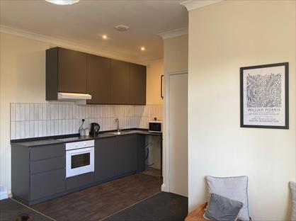 2 Bed Flat, Oundle Road, PE2
