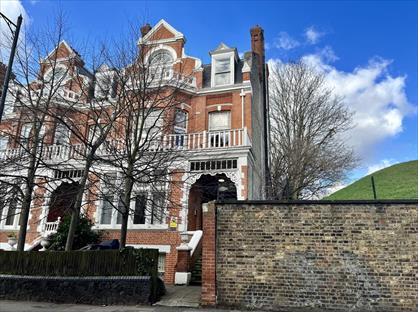 Studio Flat, Hornsey Lane, N6