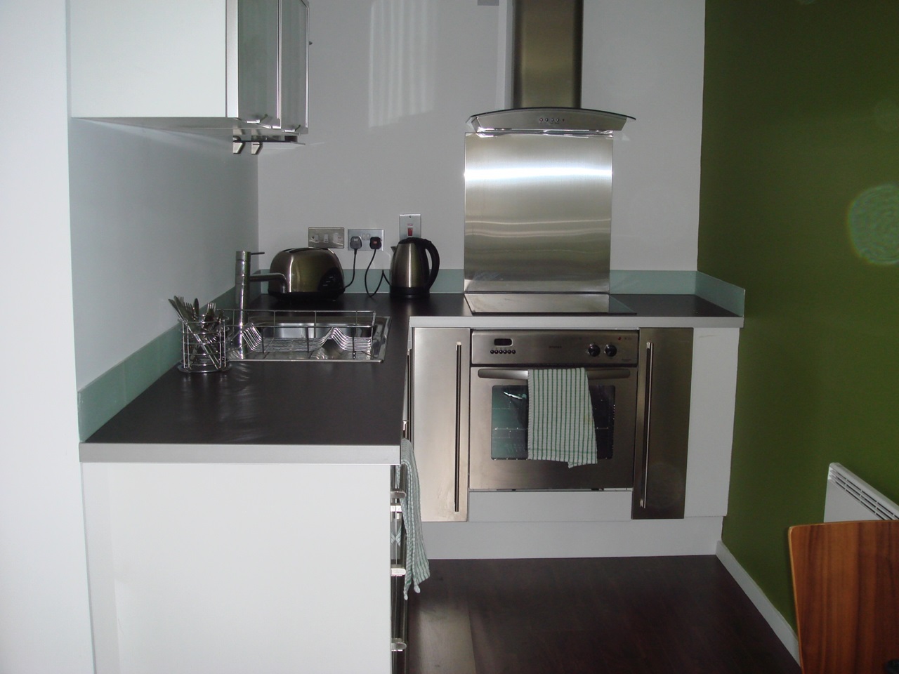 Crossgates, Leeds 1 Bed Flat, Station Apartments, LS15 To Rent Now