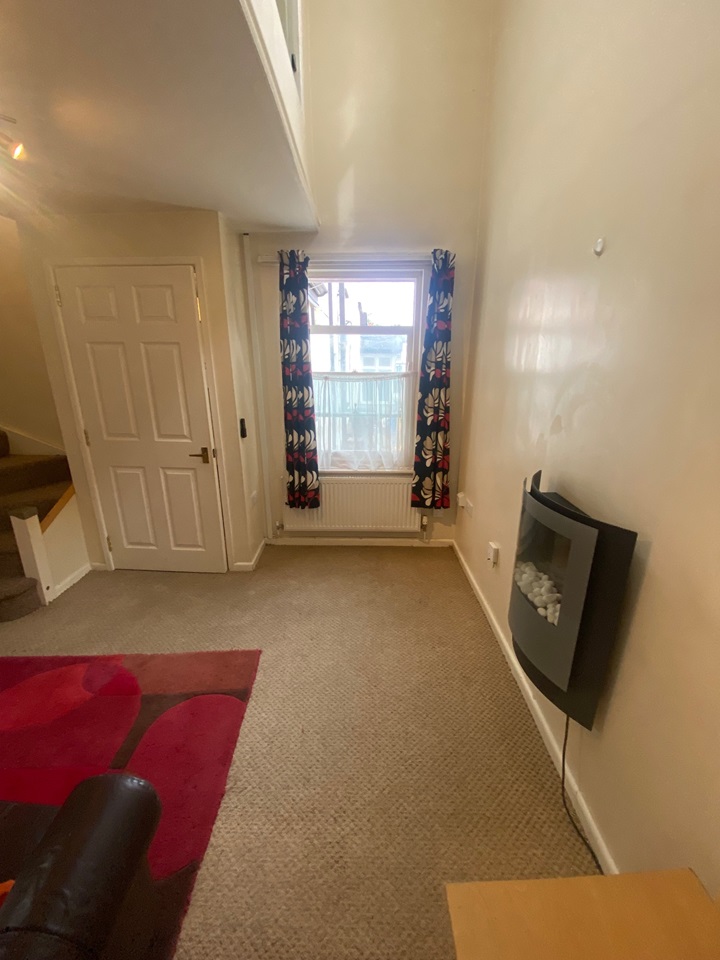 Newport 1 Bed Flat, Cardiff Road, NP20 To Rent Now for £725.00 p/m