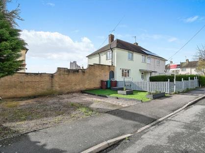 3 Bed Semi-Detached House, Merevale Avenue, NG11