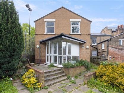 Room in a Shared House, London, N19