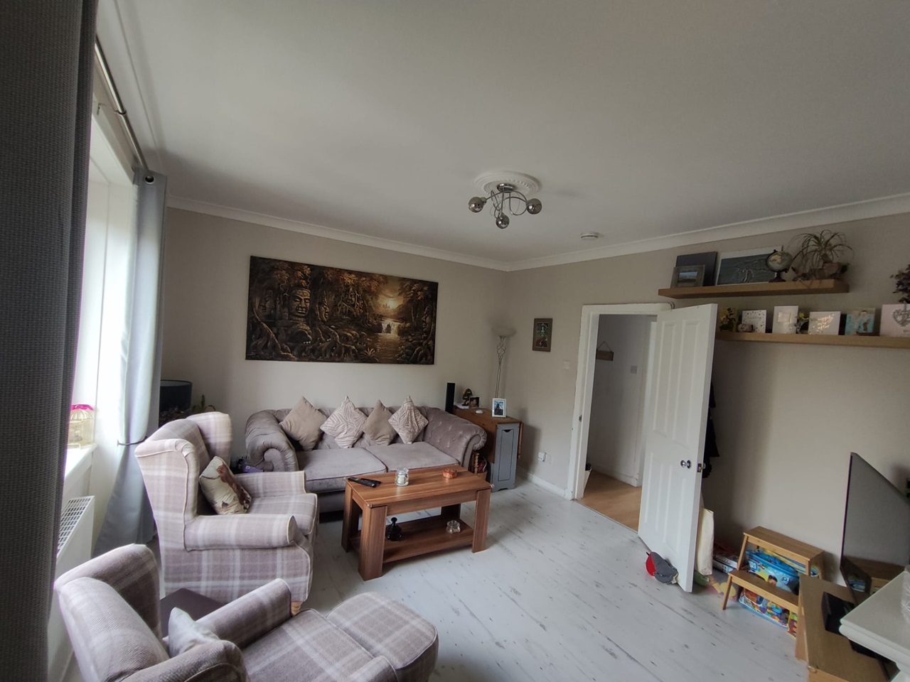 Edinburgh 2 Bed Flat, Northfield Square, EH8 To Rent Now for £900.00 p/m