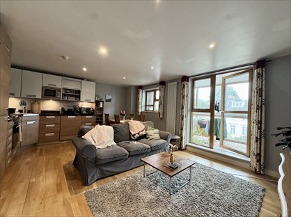 2 Bed Flat, Blue Building, SE10